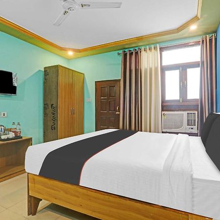 Hotel Collection O Premier Near Hazratganj Lucknow Exterior foto