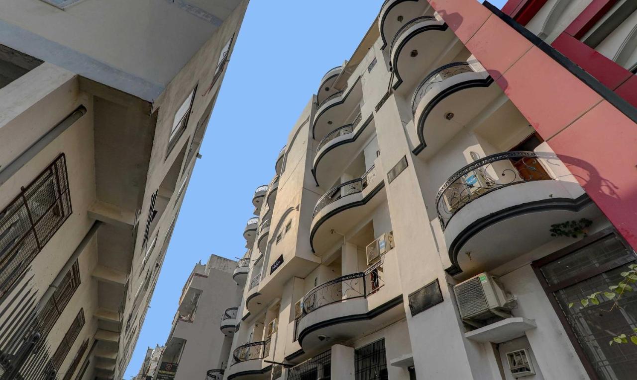 Hotel Collection O Premier Near Hazratganj Lucknow Exterior foto