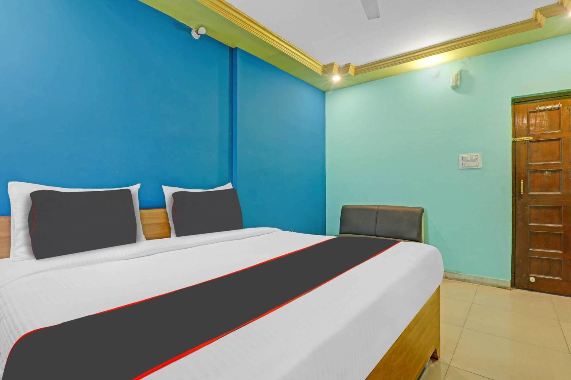 Hotel Collection O Premier Near Hazratganj Lucknow Exterior foto