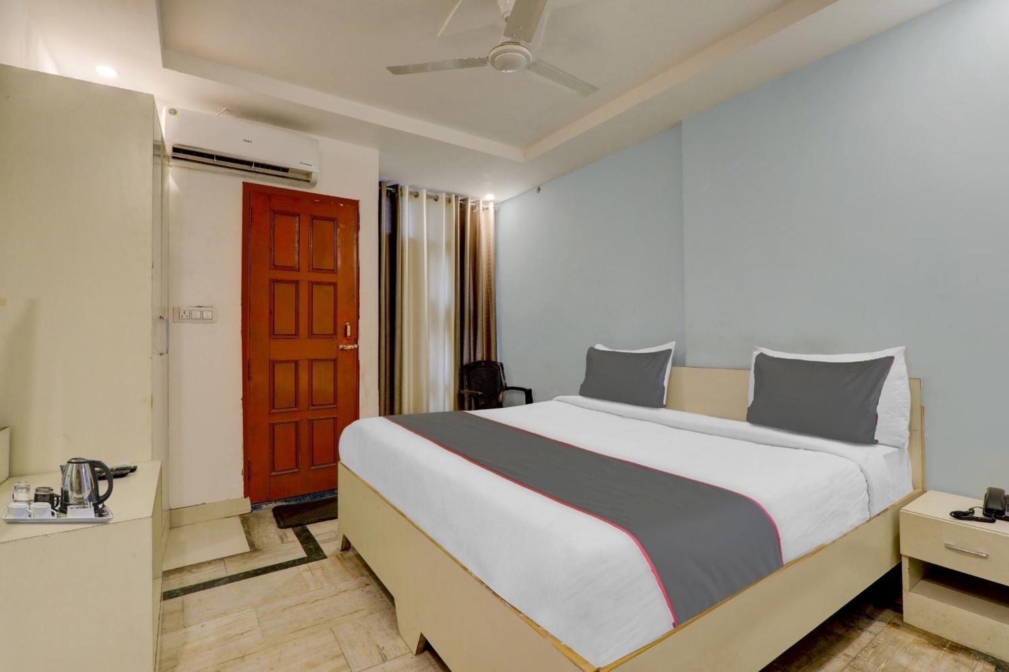 Hotel Collection O Premier Near Hazratganj Lucknow Exterior foto