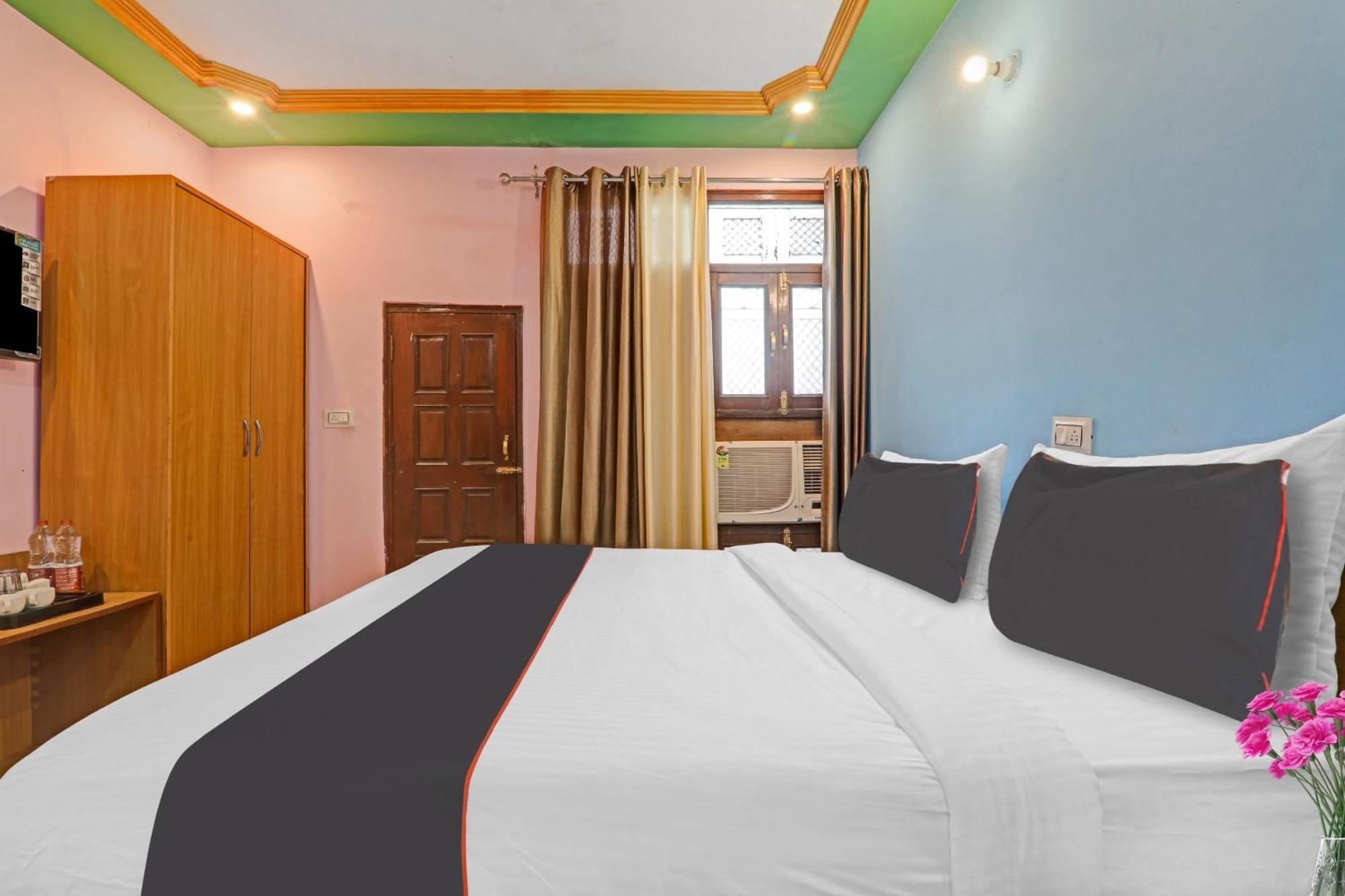 Hotel Collection O Premier Near Hazratganj Lucknow Exterior foto