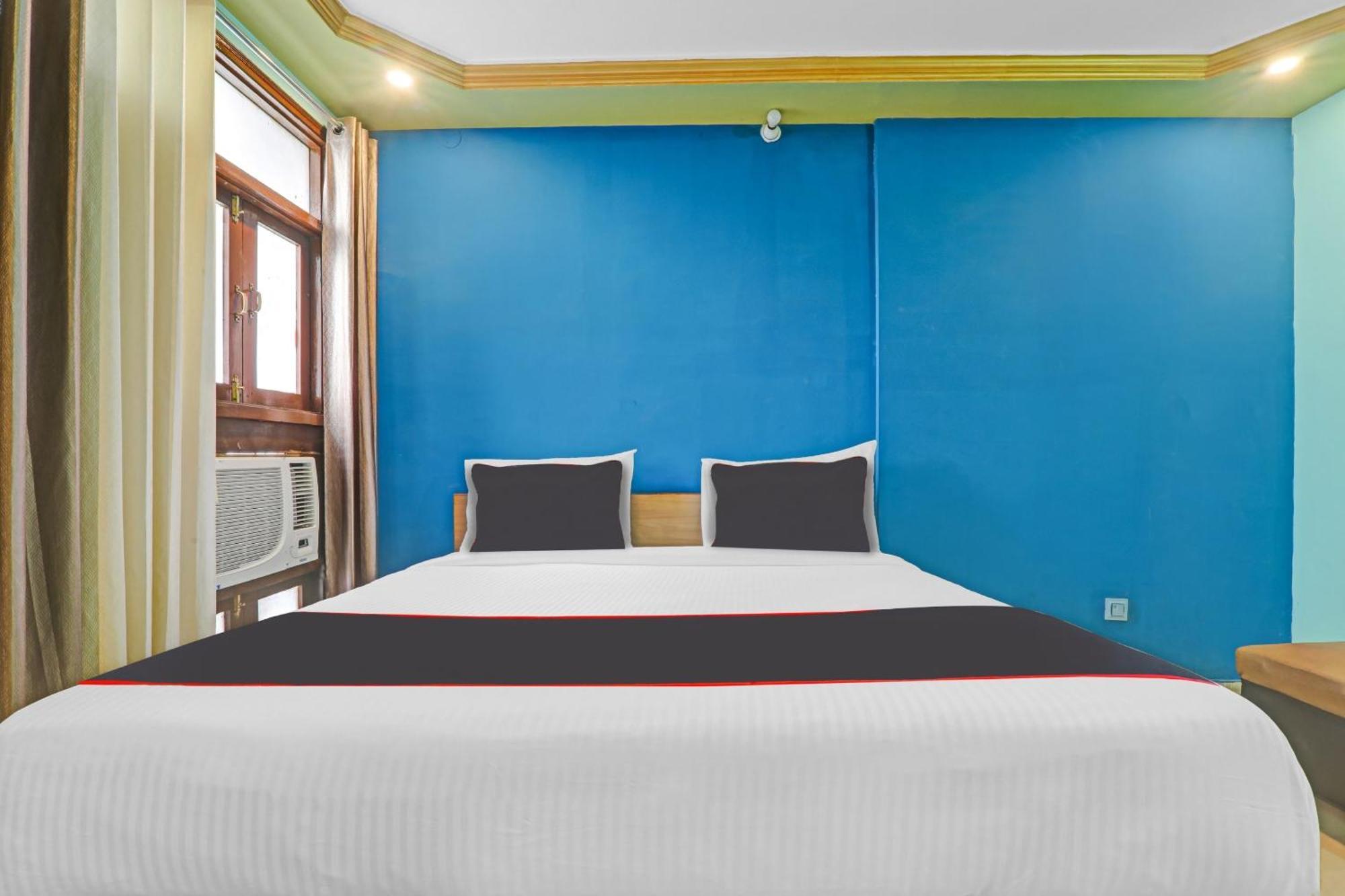 Hotel Collection O Premier Near Hazratganj Lucknow Exterior foto